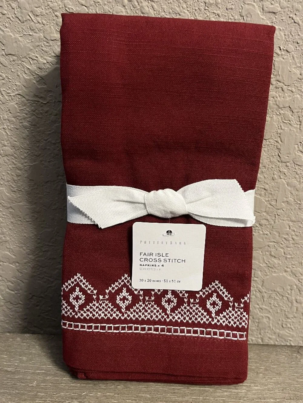 Pottery Barn Fair Isle Cross Stitch Set of 4 Red Cloth Napkins
